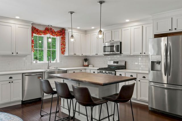 59 Old South Road, South Berwick, ME 03908