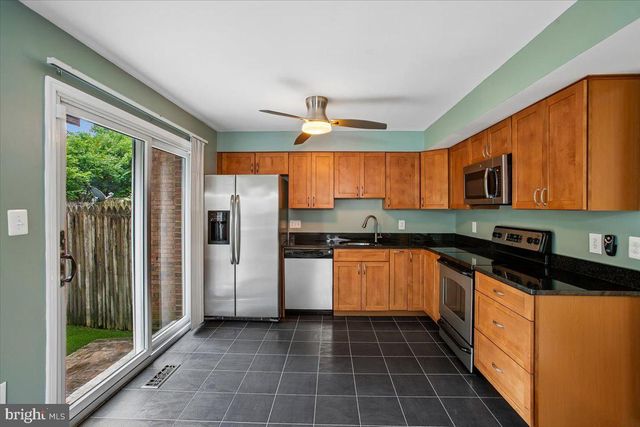 7018 BRADWOOD CT, Springfield, VA 22151