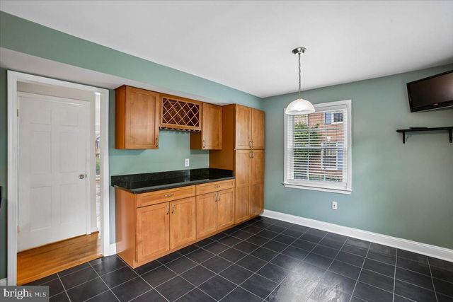 7018 BRADWOOD CT, Springfield, VA 22151