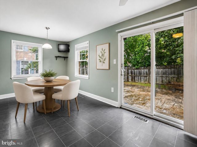 7018 BRADWOOD CT, Springfield, VA 22151