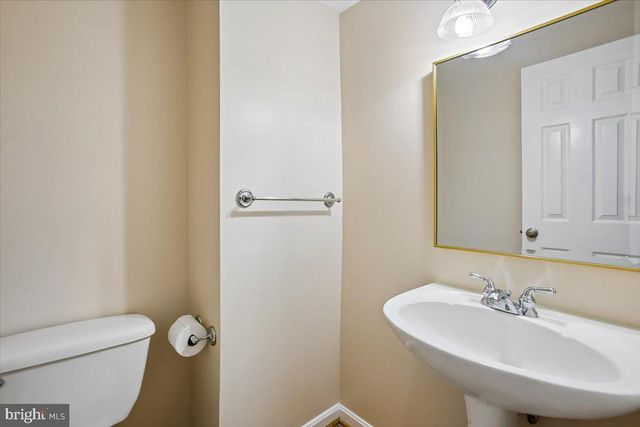7018 BRADWOOD CT, Springfield, VA 22151
