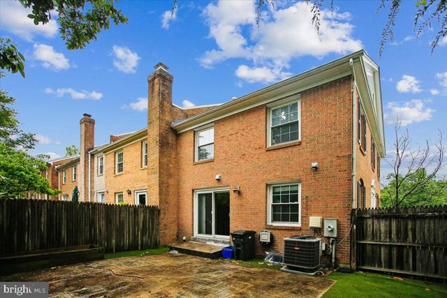 7018 BRADWOOD CT, Springfield, VA 22151