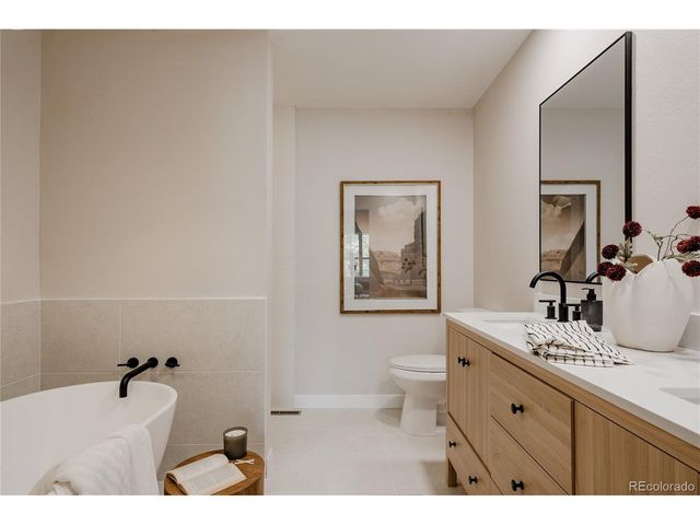 3011 W Long Ct A, Littleton, CO 80120