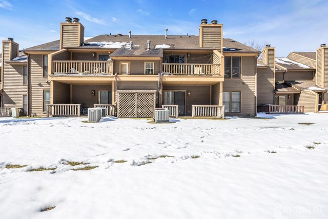 113 Heather Court 113, Edison, NJ 08820