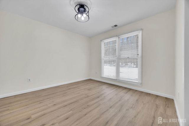 113 Heather Court 113, Edison, NJ 08820