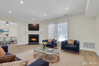 113 Heather Court 113, Edison, NJ 08820