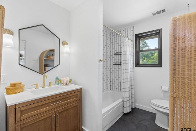 14126 County Road 192, Tyler, TX 75703