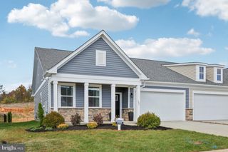 124 TRELLIS VIEW LN, Winchester, VA 22602