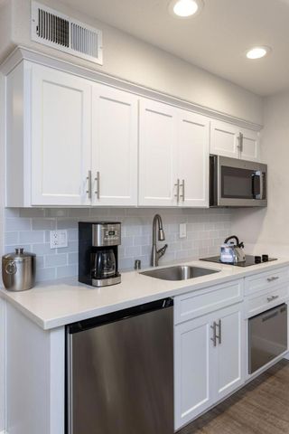 117 Seascape Resort Drive, Aptos, CA 95003