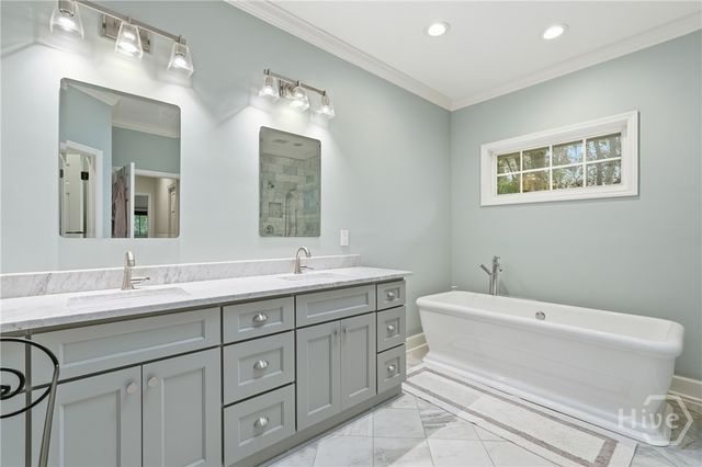 1 Fire Thorne Lane, Savannah, GA 31411