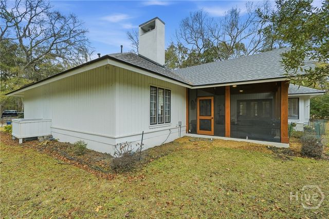 1 Fire Thorne Lane, Savannah, GA 31411