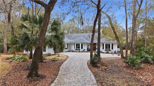 1 Fire Thorne Lane, Savannah, GA 31411