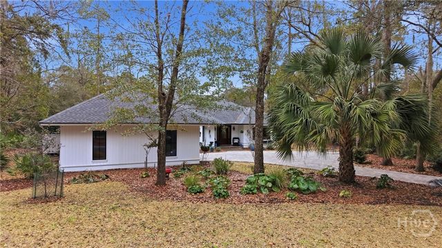 1 Fire Thorne Lane, Savannah, GA 31411