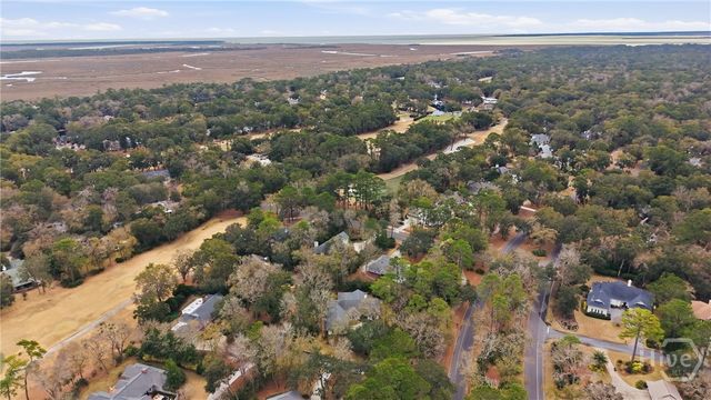 1 Fire Thorne Lane, Savannah, GA 31411