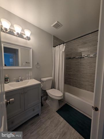 6615 DEER GAP CT, Alexandria, VA 22310