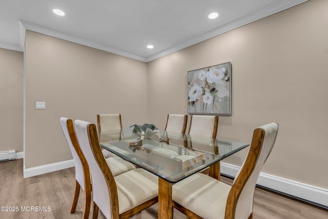 18 Gower Road, Toms River, NJ 08757