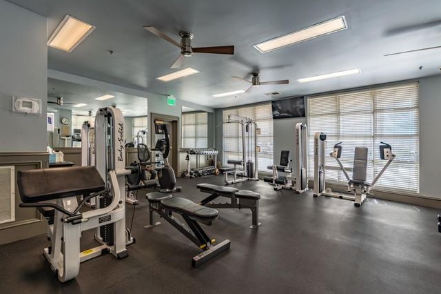 77 Peachtree NE Place 107, Atlanta, GA 30309