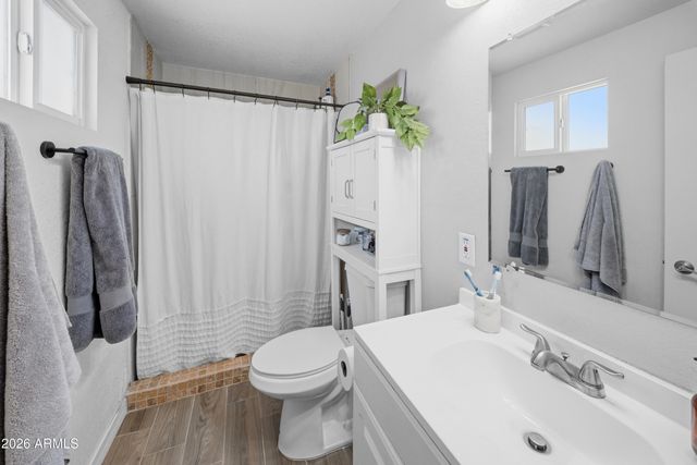 3624 E CAPITAN DREYFUS Avenue, Phoenix, AZ 85032