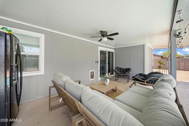3624 E CAPITAN DREYFUS Avenue, Phoenix, AZ 85032