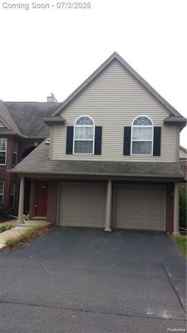 28339 Carlton Way Drive 33, Novi, MI 48377