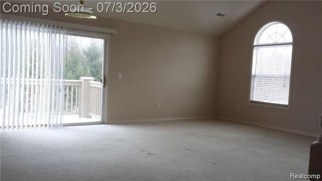 28339 Carlton Way Drive 33, Novi, MI 48377
