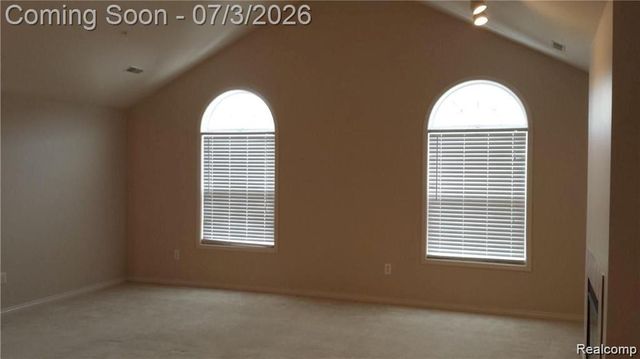 28339 Carlton Way Drive 33, Novi, MI 48377