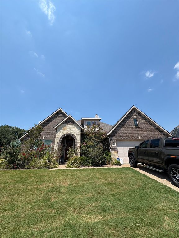 640 Three Tee Court, Grand Prairie, TX 75052