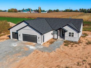 2422 PRISTINE COURT, Green Bay, WI 54313