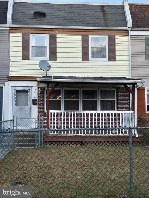 2416 FLEETWING DR, Levittown, PA 19057