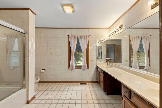 1384 President Street, Glendale Heights, IL 60139