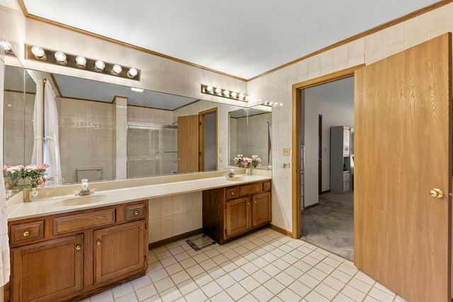 1384 President Street, Glendale Heights, IL 60139