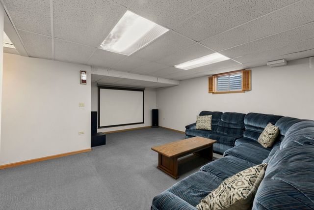 1384 President Street, Glendale Heights, IL 60139