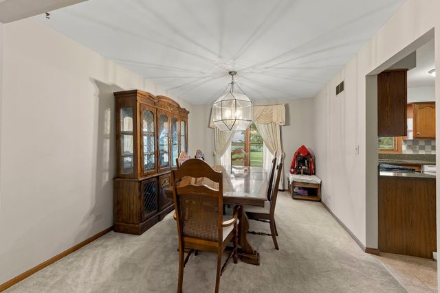 1384 President Street, Glendale Heights, IL 60139