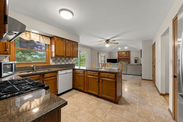 1384 President Street, Glendale Heights, IL 60139