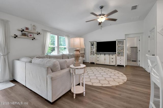 577 WILD ROSE Lane, Jacksonville, FL 32218
