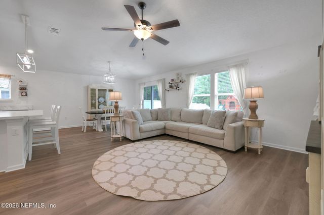 577 WILD ROSE Lane, Jacksonville, FL 32218