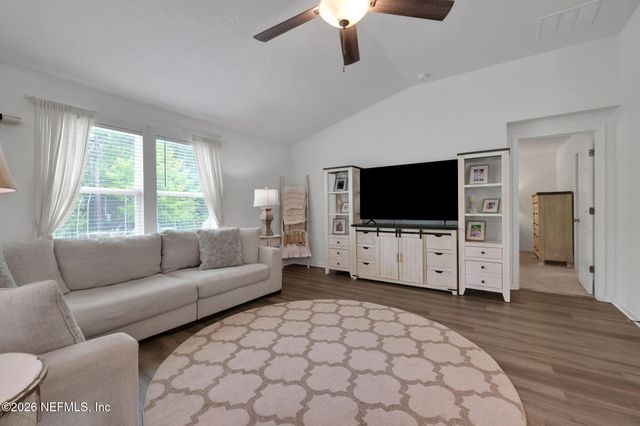 577 WILD ROSE Lane, Jacksonville, FL 32218