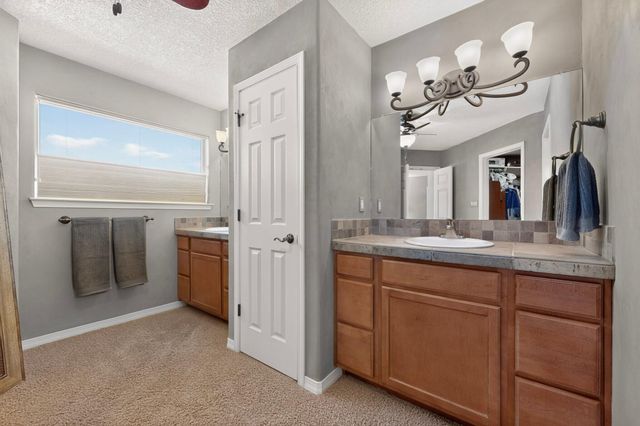 3463 White Horse Drive SE, Rio Rancho, NM 87124