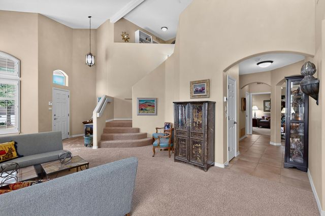 3463 White Horse Drive SE, Rio Rancho, NM 87124