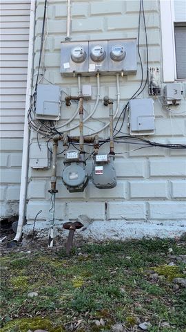 833 Greensburg Pike, Chalfant Boro, PA 15112