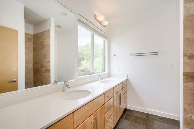 5237 Sendero Hills PKWY, Austin, TX 78724