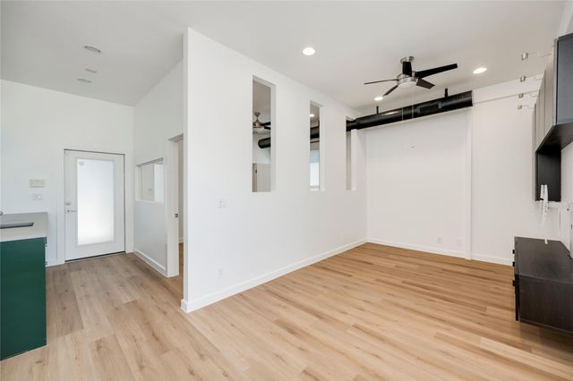 5237 Sendero Hills PKWY, Austin, TX 78724