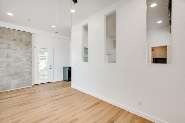5237 Sendero Hills PKWY, Austin, TX 78724