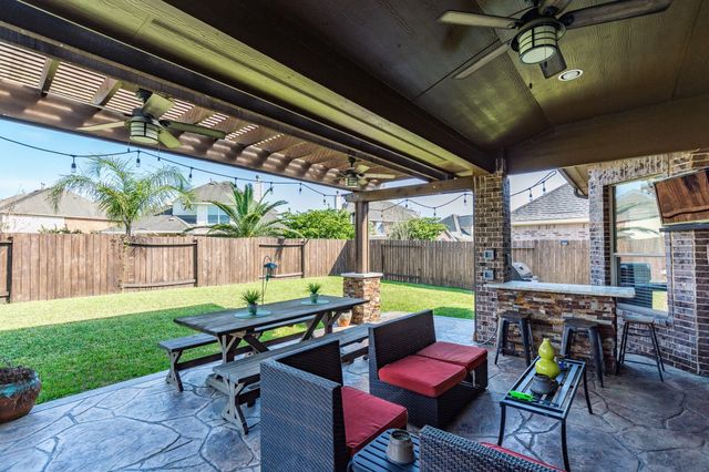 14214 Teaberry Breeze Court, Houston, TX 77044