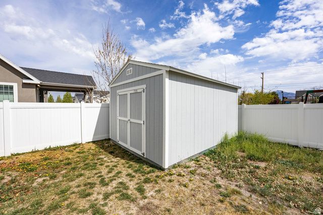 6432 W HOLLISTER WAY, Herriman, UT 84096