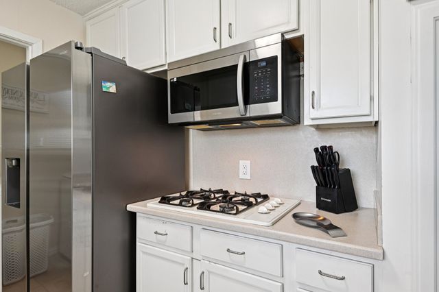 2106 Avalon Lane, Arlington, TX 76014