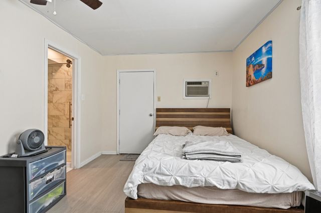 2106 Avalon Lane, Arlington, TX 76014