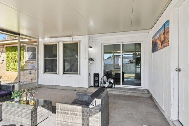 2106 Avalon Lane, Arlington, TX 76014