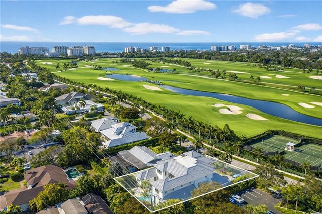 774 GOLF DR, Naples, FL 34102