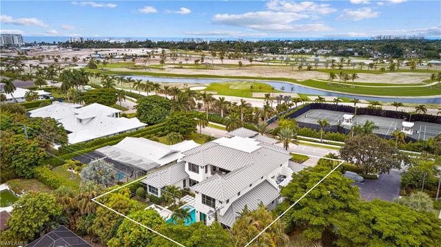 774 GOLF DR, Naples, FL 34102